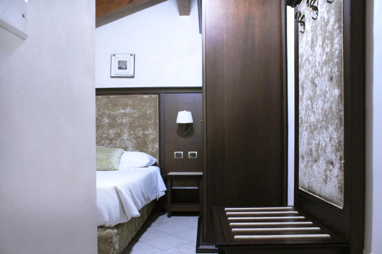 Le Corti - Dimora Storica Bed & Breakfast Polistena Exterior photo